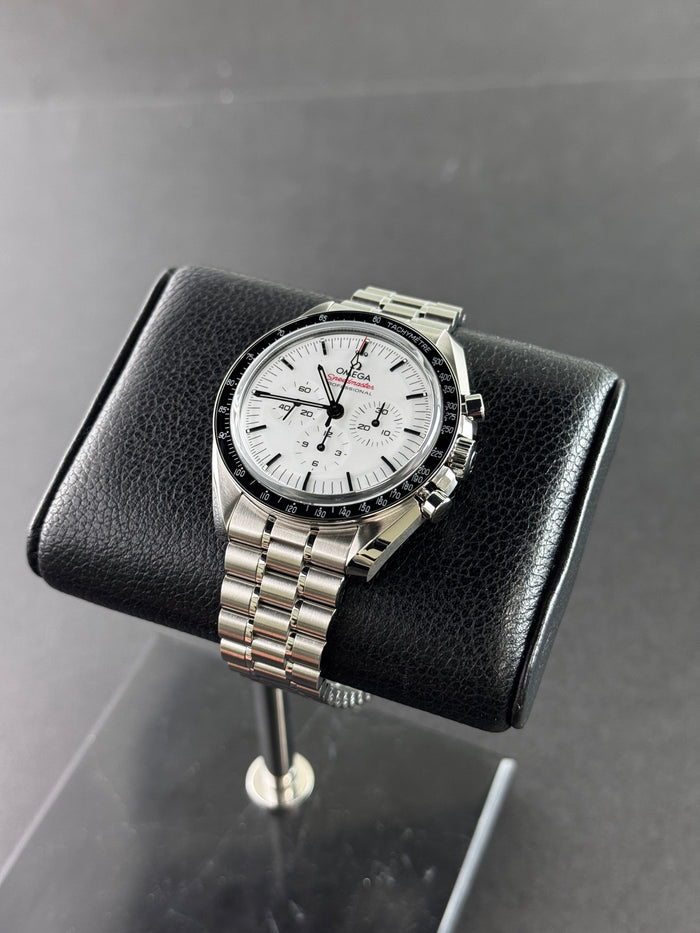 Omega Speedmaster Professional Moonwatch White Dial