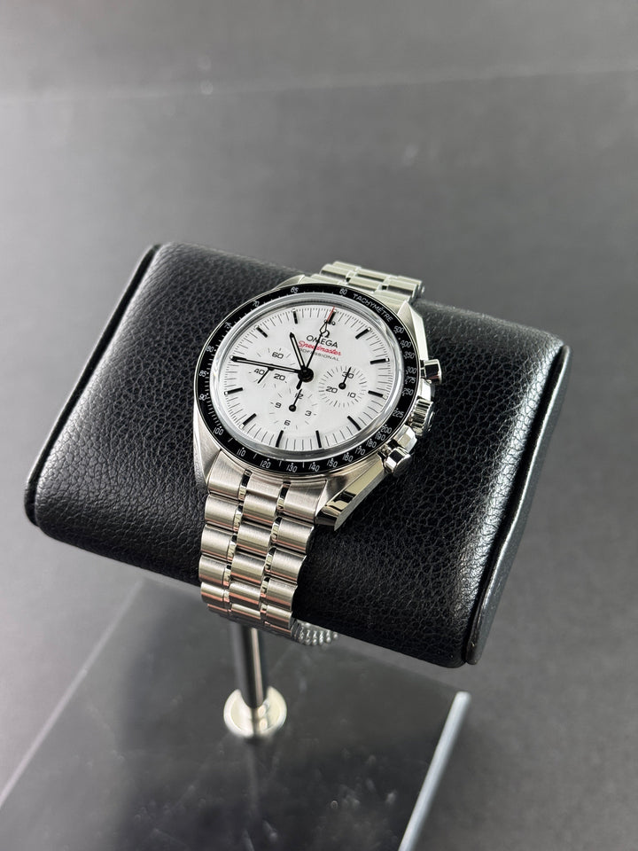 Omega Speedmaster Professional Moonwatch White Dial